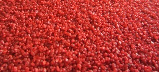 Quarzo colorato rosso [0,7-1,2 mm]